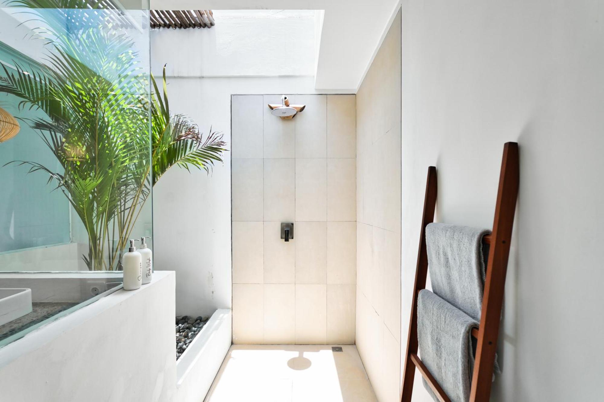 Octo 6 Villa By Betterplace Canggu Εξωτερικό φωτογραφία